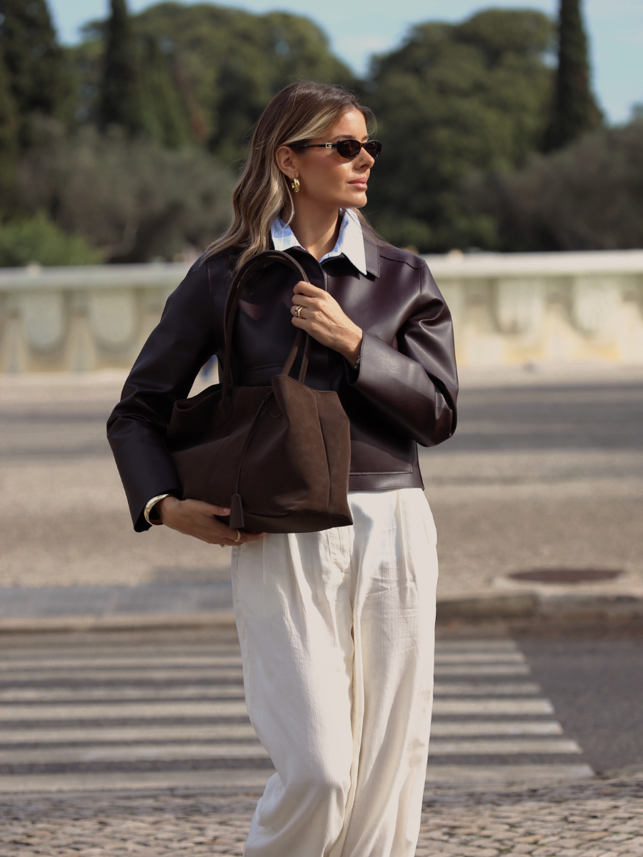 Marlen | Κομψή και ευρύχωρη τσάντα ώμου