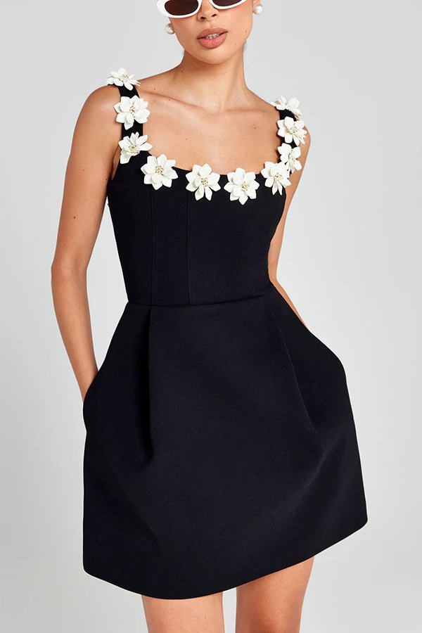 Σίντι | Γυναικείο Μίνι Φόρεμα με Λουλούδια
